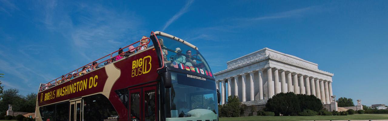 Big Bus Tour Bus in Washington DC Editorial Stock Image - Image of ...