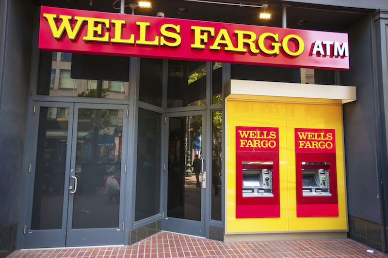 Wells Fargo credit and debit cards reviews Wells Fargo credit and debit cards reviews