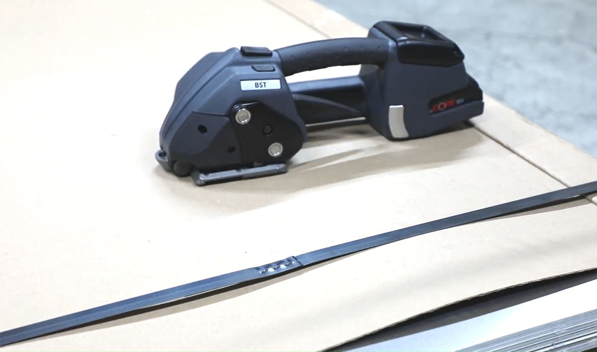 Manual sealless Combo steel strapping Tool Easy to operate ... Manual sealless Combo steel strapping Tool Easy to operate ...